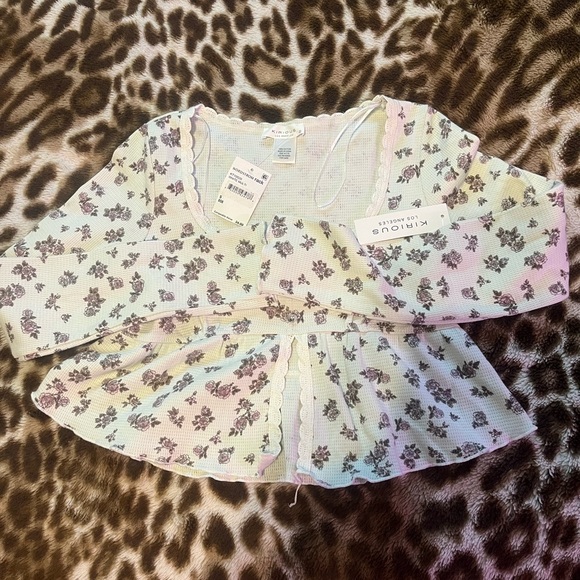 Nordstrom Tops - Nordstrom Floral Long sleeve Top